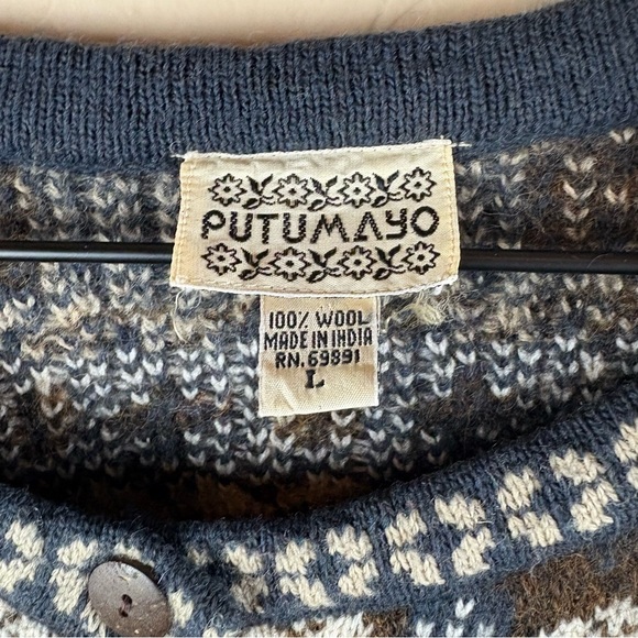 Vintage Putumayo Wool Brown Blue Patterned Cardigan with Red Flowers Fair Isle - Picture 8 of 9